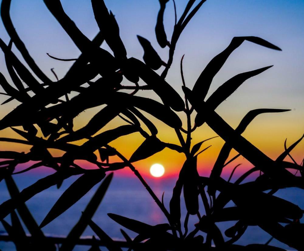 Ritual Sunset Lover Anzio Bagian luar foto